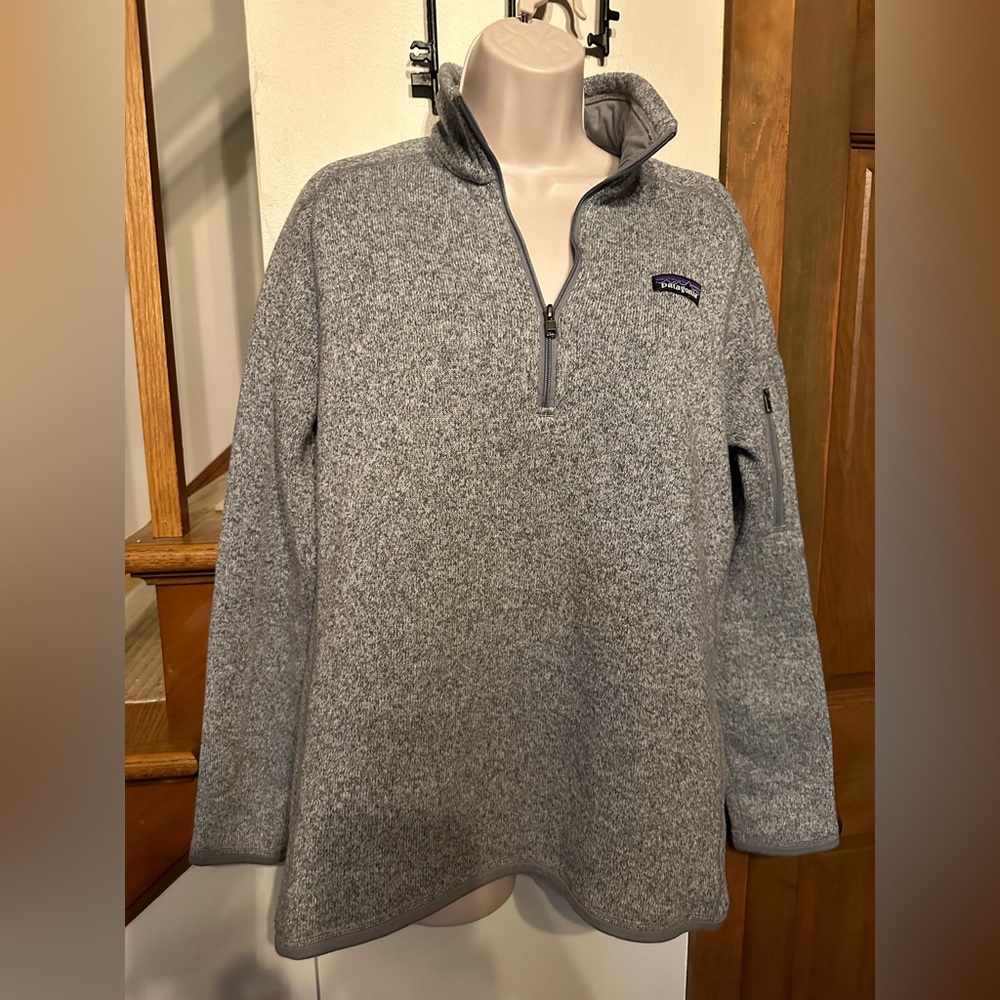 Patagonia 1/4 zip better sweater. Heathered gray. Size L